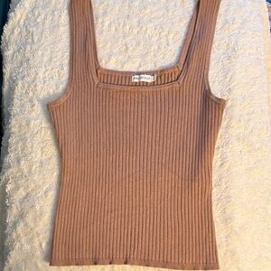 Avec Les Filles Cocoa Colored Ribbed Tank Top (L)